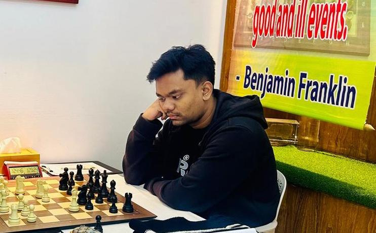 Zia, Fahad win fifth round in US Masters Chess