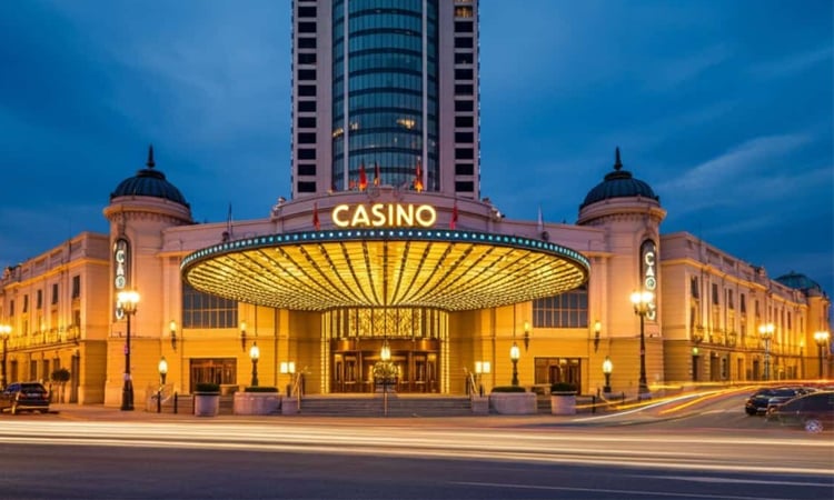 Big winners at Australian casino charged with fraud