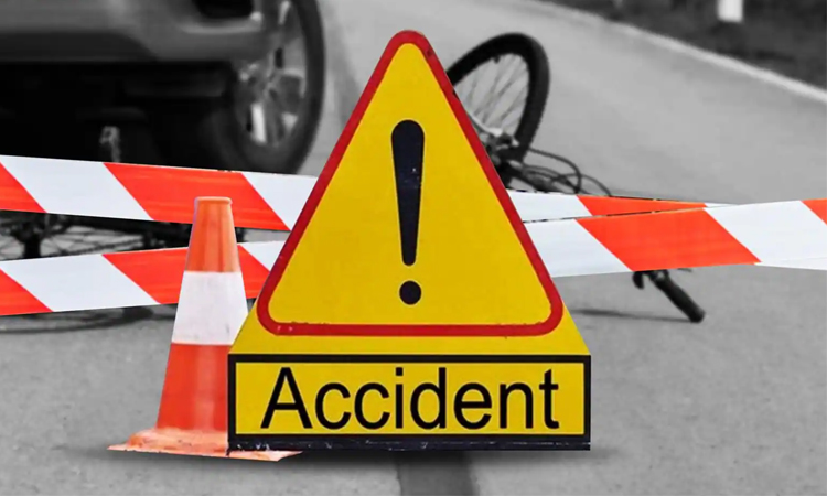 2 motorcyclists killed as bus hits bike