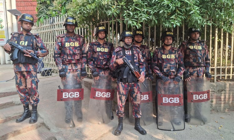 Security tightened at Evercare Hospital as Khaleda Zia undergoes treatment