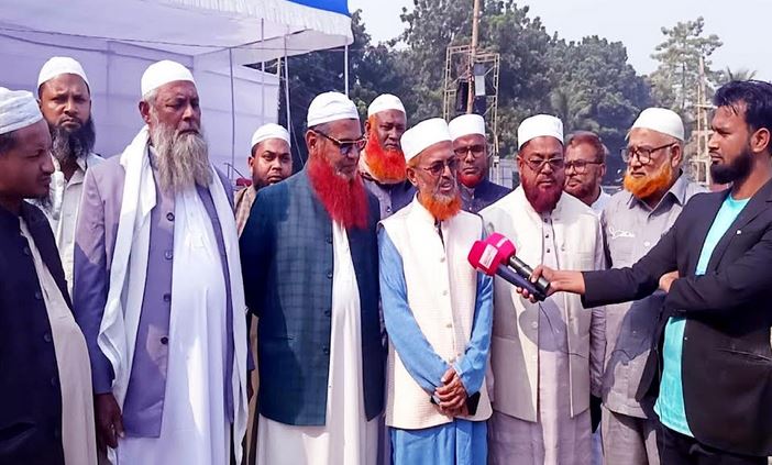 Eight-party alliance agrees to hold referendum on election day