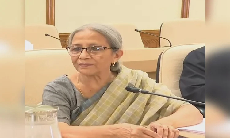 Adviser Farida visits Khaleda Zia