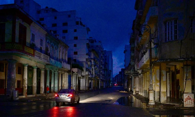 Havana and other parts of Cuba hit by blackout