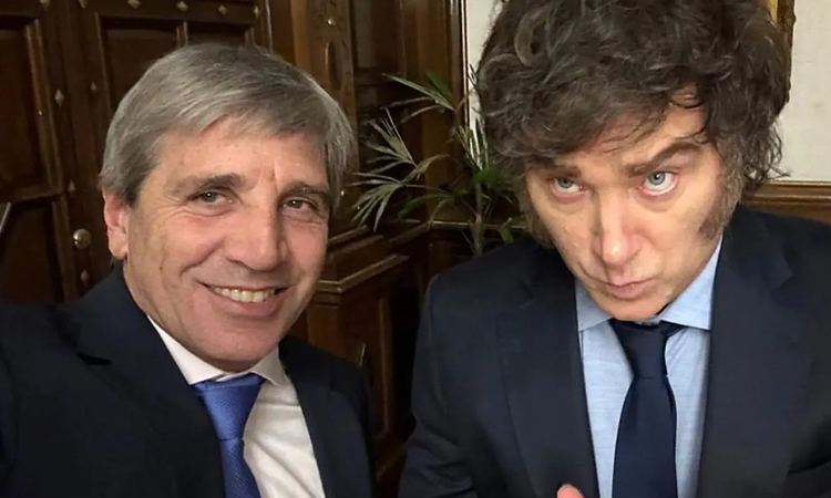 Argentina negotiates up to $7 billion loan with banks