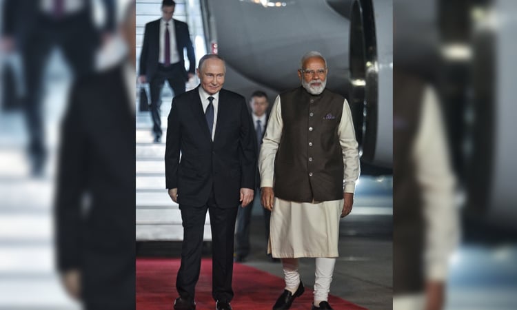 Putin in India for defence, trade talks