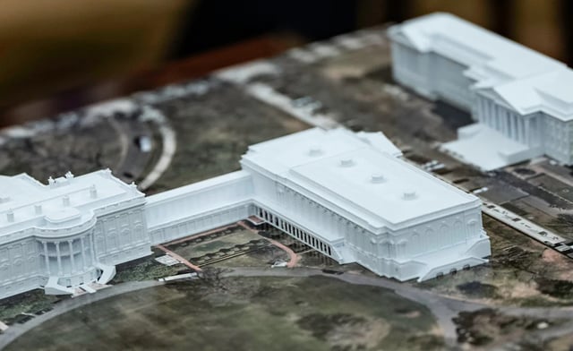 Trump hires new architect for White House ballroom