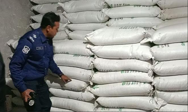 444 sacks illegally stored fertilizer recovered in Rajshahi