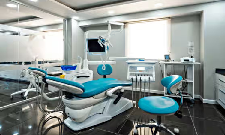 French town offers 1,000-euro birth bonuses to save local clinic