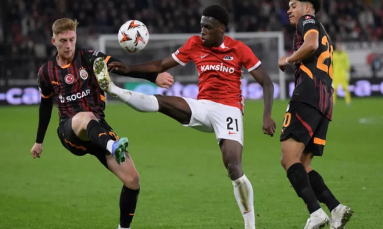 Turkey orders arrest of 29 footballers in betting scandal