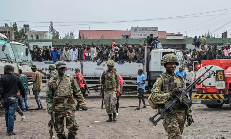 Fighting erupts in DR Congo a day after peace deal signed