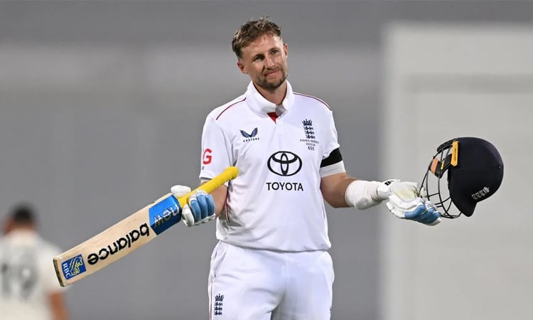 England nemesis Starc stretches Australia lead in Gabba Ashes Test