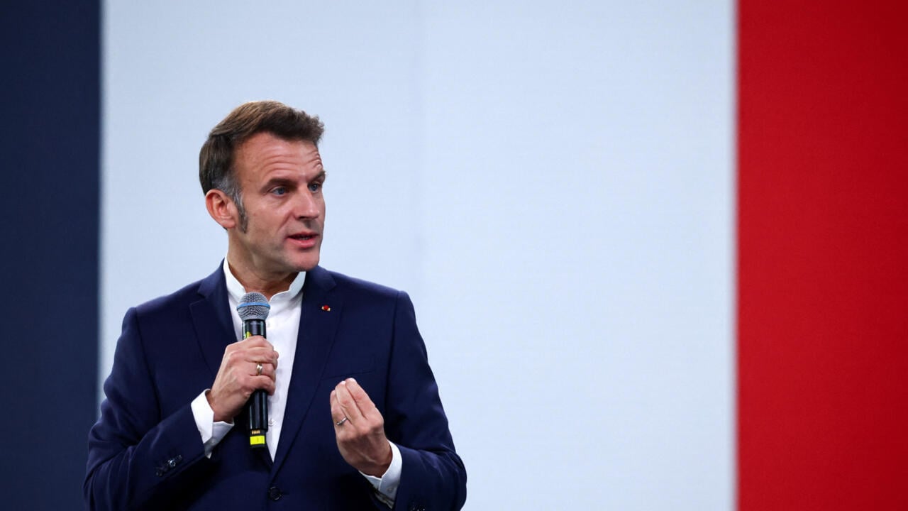 Macron says will meet Ukraine, UK and German leaders on Monday
