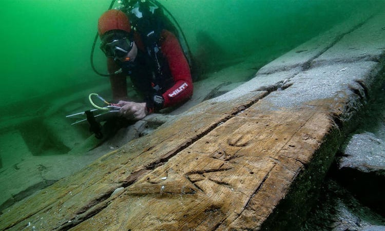 Archaeologists find ancient shipwreck off Egypt's Alexandria