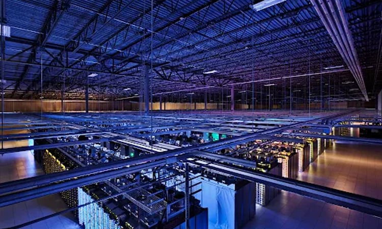 Data centers: a view from the inside