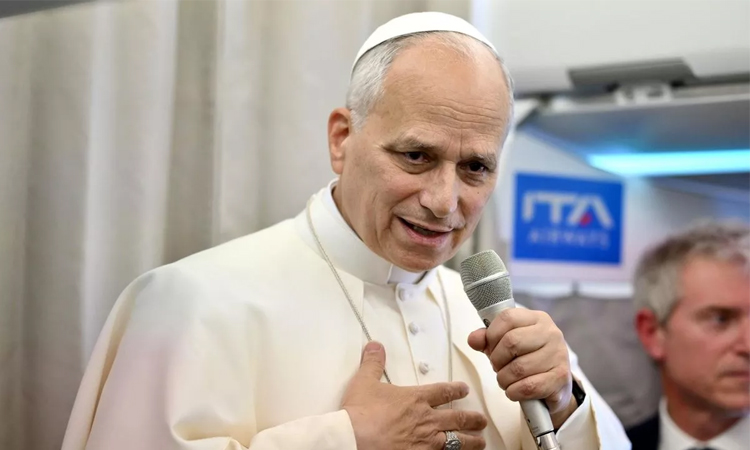 'Unrealistic' to seek Ukraine peace without Europe: pope