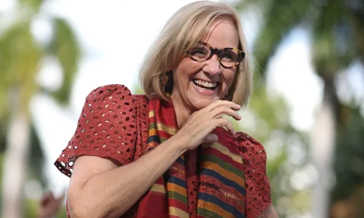 Miami elects first Democratic mayor in nearly three decades