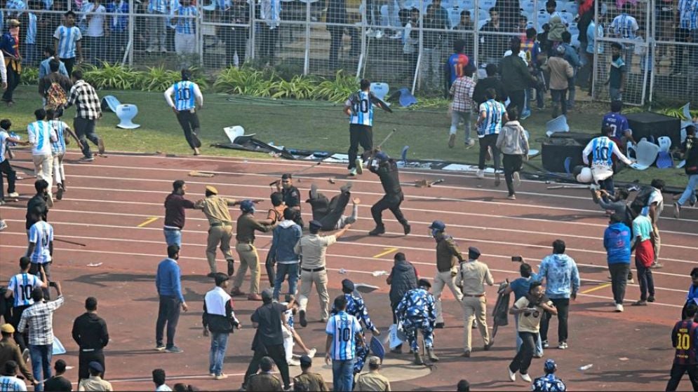 Fans vandalise India stadium after Messi's abrupt exit