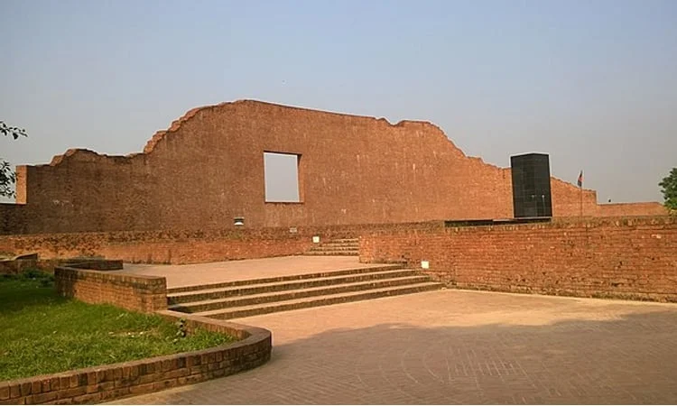 Martyred Intellectuals Day: the trick to kill intellectual potential