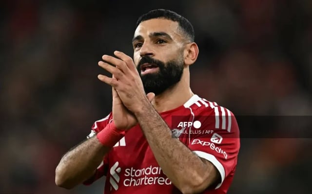 Liverpool's Slot says 'no issue to resolve' with Salah after outburst