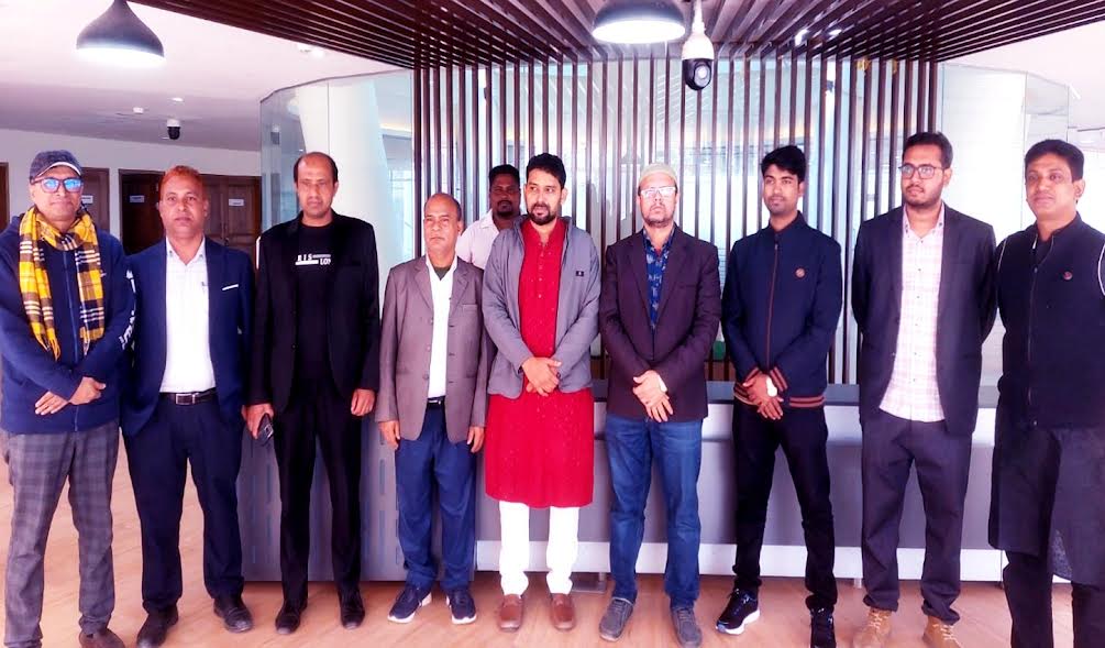 BRUR receives IT Training, Incubation Center for management