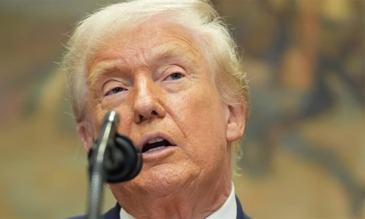 Trump upbeat on Ukraine deal as US offers 'NATO-like' security