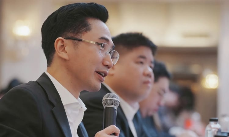 Thai party nominates ex-leader Thaksin's nephew as PM candidate