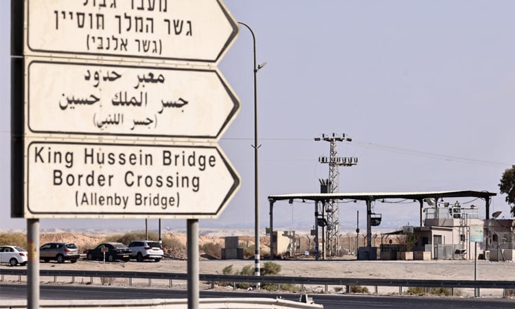 Israel blocks Canada lawmakers at West Bank border crossing