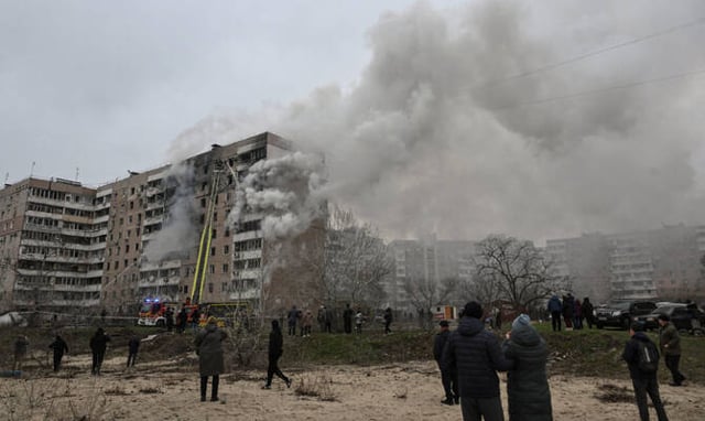 Russian attack wounds at least 32 in southern Ukraine