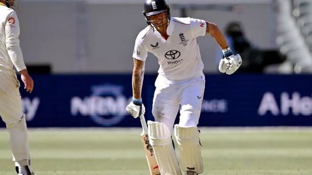 England vow to keep 'fighting and scrapping' as Ashes slip away