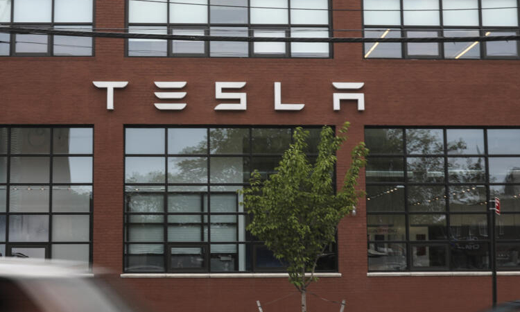 Musk wins US court appeal of $56 bn Tesla pay package