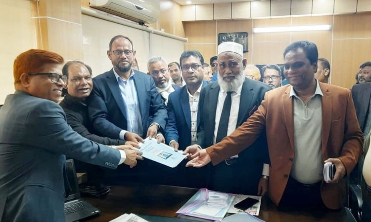 Pintu, Tuku collect nomination forms in Tangail