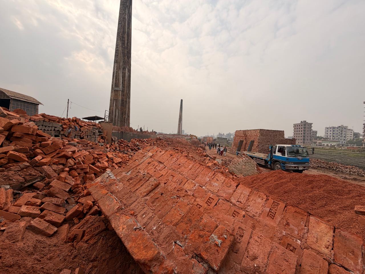 Three illegal brick kilns fined Tk 15 lakh in Narayanganj