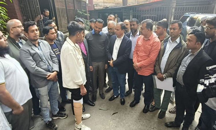 Tarique Rahman stands by helpless student Baizid of Bogura