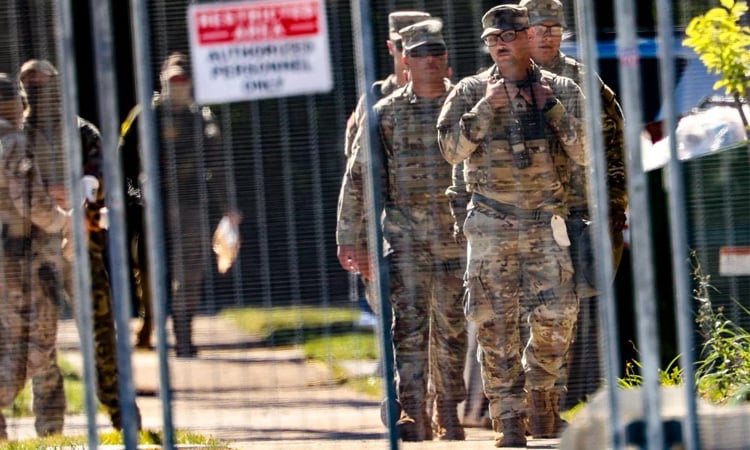 US Supreme Court blocks Trump's National Guard deployment in Chicago