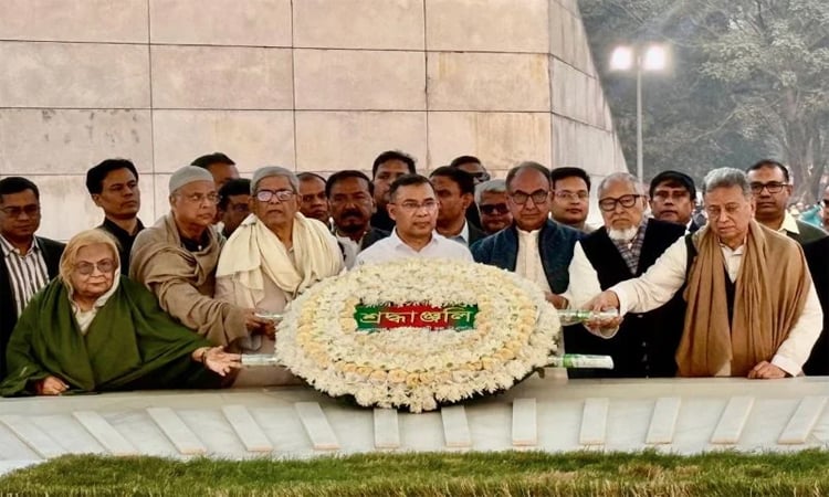 Tarique Rahman pays homage at his father's grave with thousands of leaders, activists 