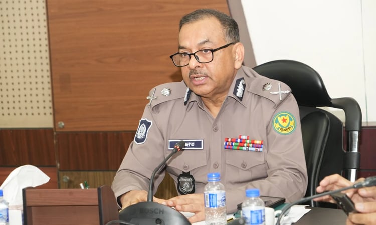 DMP commissioner vows to expose all culprits behind Hadi murder