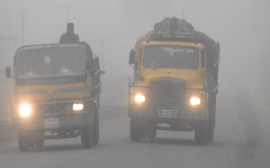 Chilling cold continues disrupting normal life in northern region