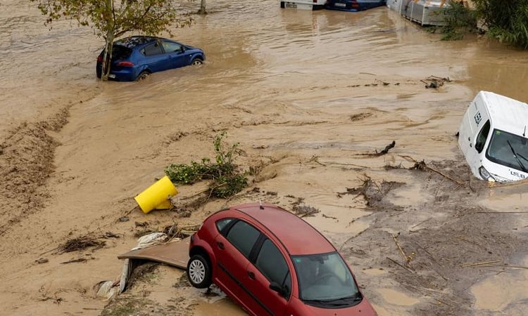One dead, two missing in southern Spain after flooding