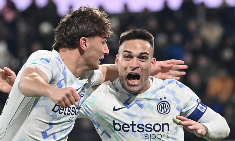 Inter stay top of Serie A after beating battling Atalanta