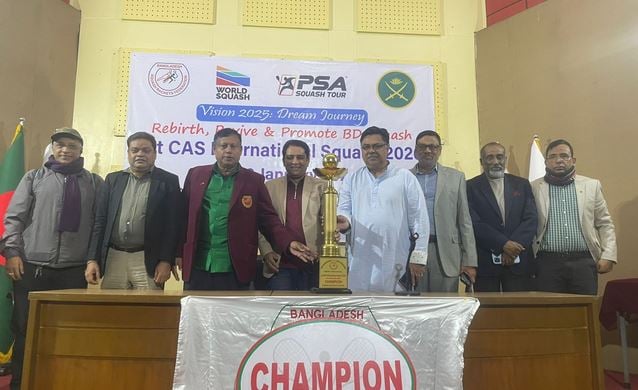 Trophy of 1st CAS Int'l Squash unveiled 