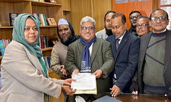 38 candidates submit nomination forms for six constituencies in Rajshahi