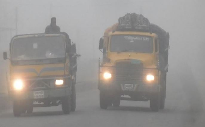 Bone-chilling cold wave almost paralyses normal life in north