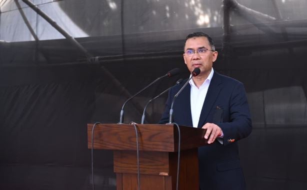 Tarique Rahman seeks 'doa' for his mother as millions join funeral 