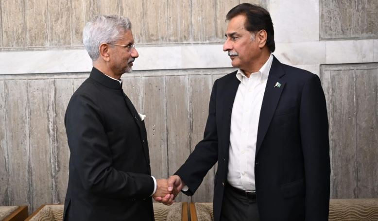 Pakistan speaker, Indian foreign minister exchange greetings