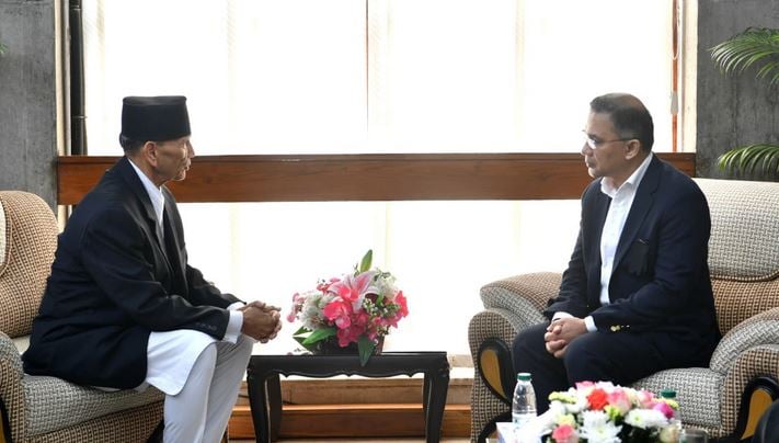 Nepal FM meets Khaleda Zia’s family members