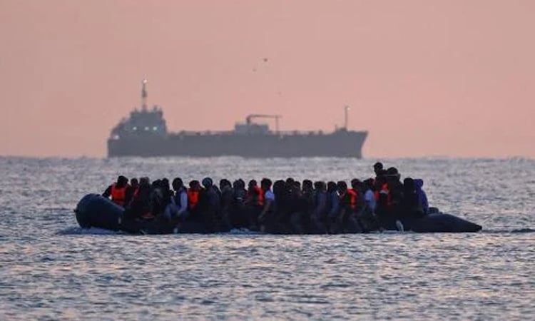 Near record number of small boat migrants reach UK in 2025