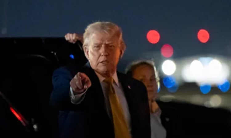 Trump says doesn't believe Ukraine struck Putin residence