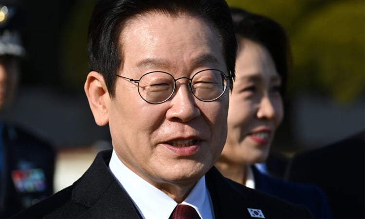 South Korea's Lee to meet Xi with trade, Pyongyang on the agenda