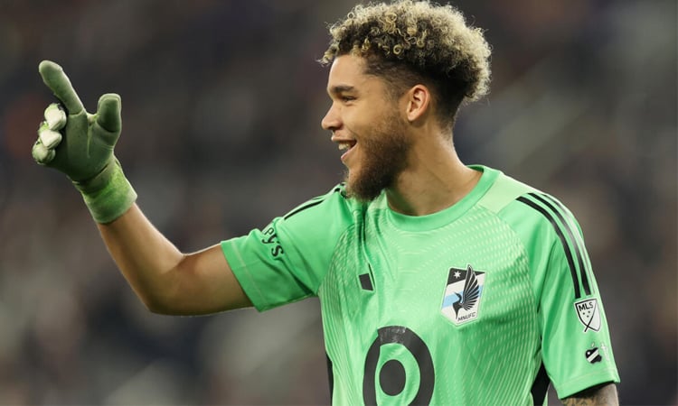 Messi's Miami sign Canada goalkeeper St. Clair