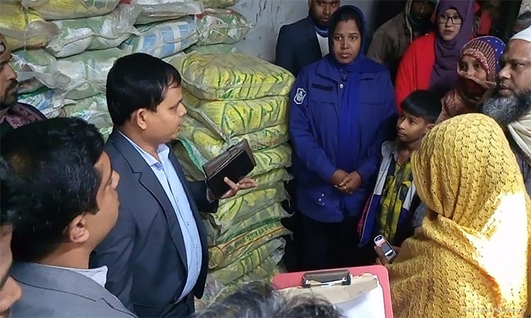 Two factories fined for manufacturing, selling adulterated fertilizers in Satkhira